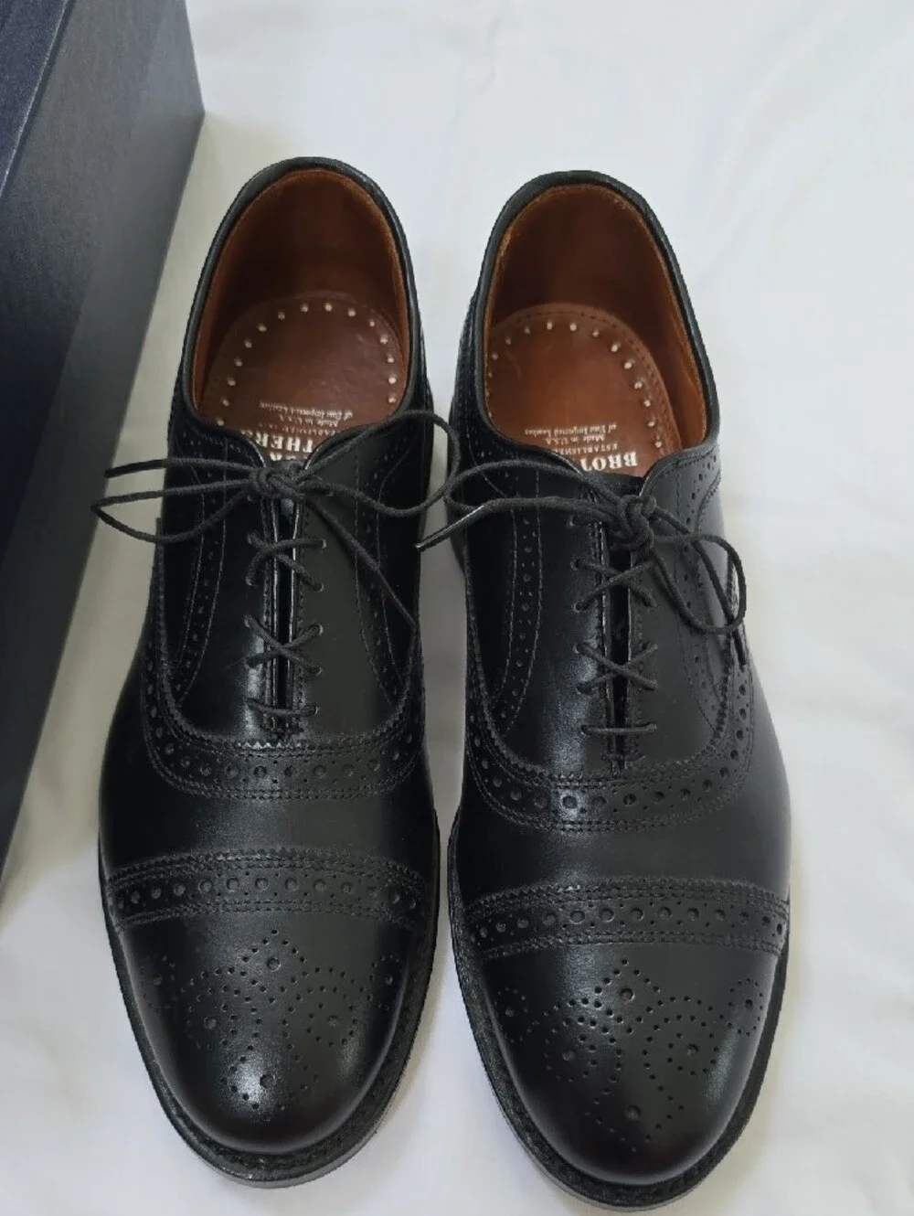 Mens Brooks Brothers Black Leather Cap-Toe Brogue Oxfords Size 7.5